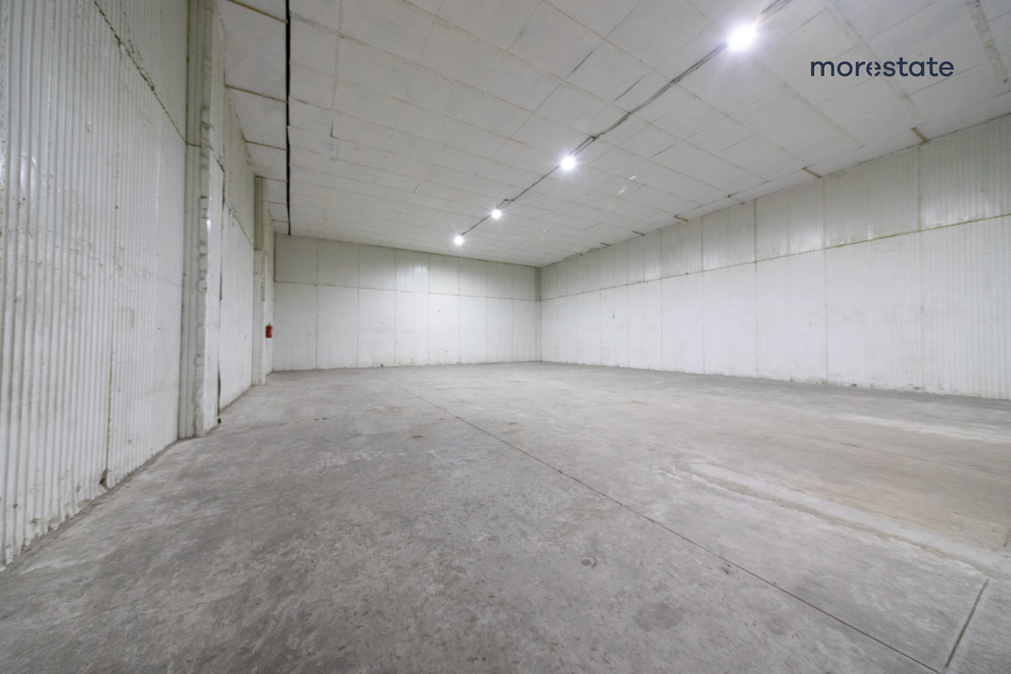 Magazyn na Zabłociu/275m2 — zdjęcie główne