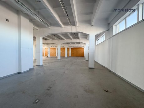 Hala/magazyn na Płaszowie / 585 m2