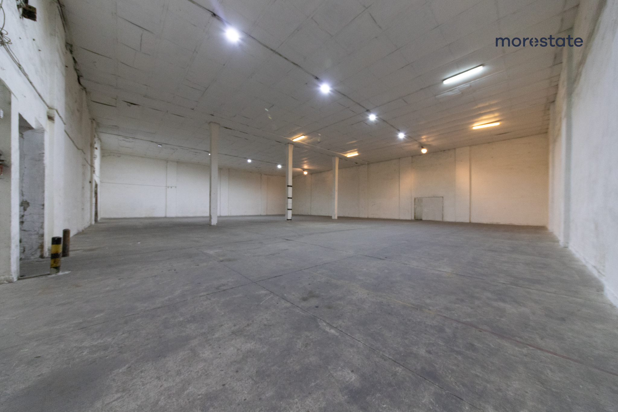 Magazyn na Zabłociu/680m2 — zdjęcie główne