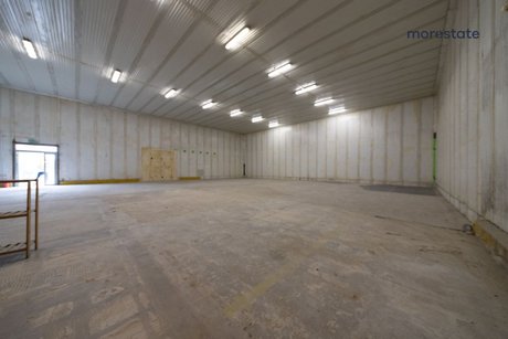 Hala na Zabłociu/ 370m2 — zdjęcie 3