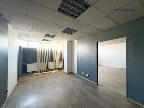 lokal/magazyn+biuro na Bieńczycach z windą tow. — zdjęcie 3