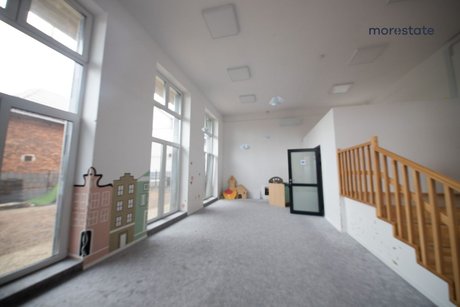 Przestronny lokal na Zwierzyńcu I parking — zdjęcie 2