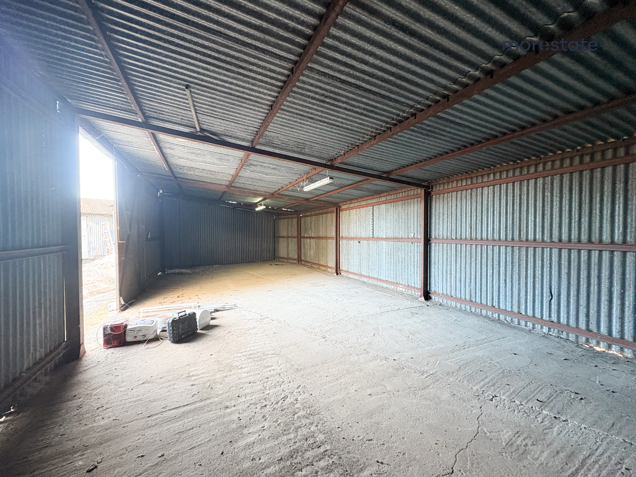 Magazyny blaszane 108, 116, 127m2 / Płaszów — zdjęcie główne