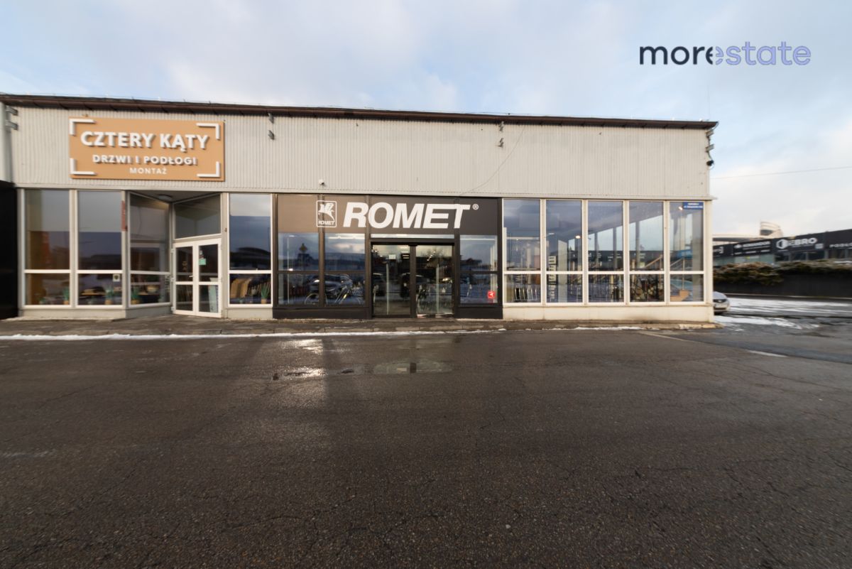 Lokal użytkowy na Borku Fałeckim/144m² — zdjęcie główne
