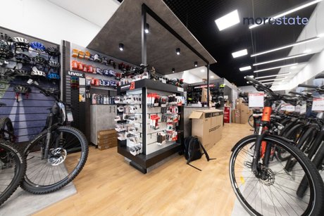 Lokal użytkowy na Borku Fałeckim/144m² — zdjęcie 3