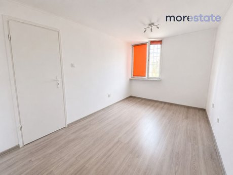 Tani lokal, magazyn, biuro, z parkingiem Bronowice — zdjęcie 2