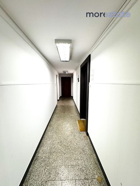 Tani lokal, magazyn, biuro, z parkingiem Bronowice — zdjęcie 3