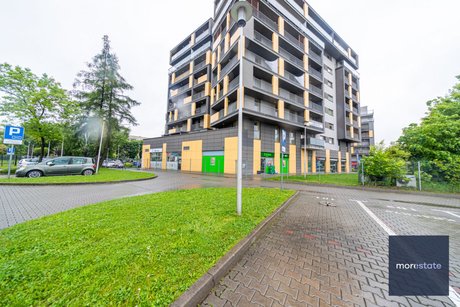 parterowy lokal użytkowy z dużą witryną | Czyżyny